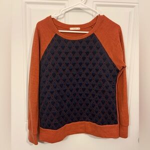 Le Lis Made In USA Quilted Orange & Blue Women’s Medium Sweater